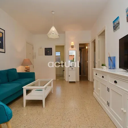 Apartment Rey Balduino Bajos 4 *