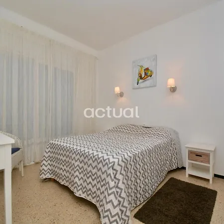 Rey Balduino Bajos 4 *