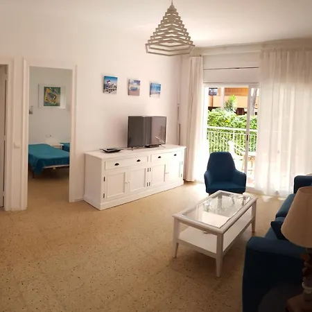 Apartment Rey Balduino Bajos 4 *