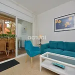 Apartment Rey Balduino Bajos 4 *